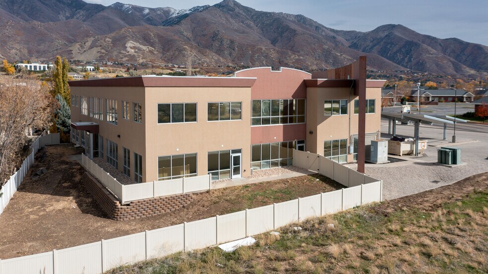 1475 E Hwy 89, South Ogden, UT à louer - Photo de l’immeuble – Image 3 sur 5