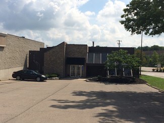 Plus de détails pour 7292 Kenwood Rd, Cincinnati, OH - Local commercial à vendre