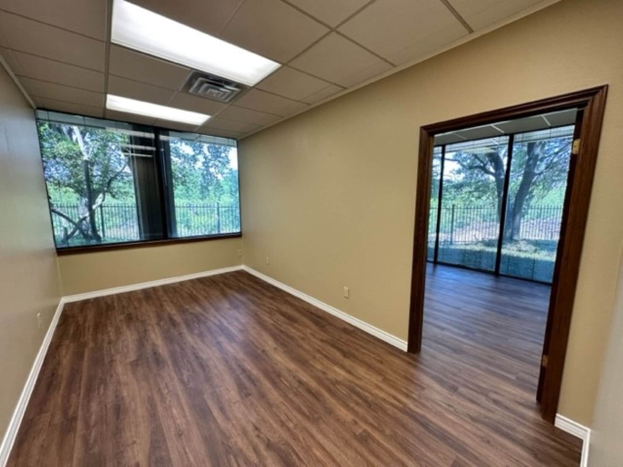 16135 Preston Rd, Dallas, TX à louer Photo intérieure– Image 1 sur 2