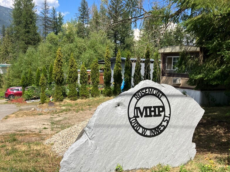 900 Gore St W, Nelson, BC à vendre - Photo de l’immeuble – Image 3 sur 14
