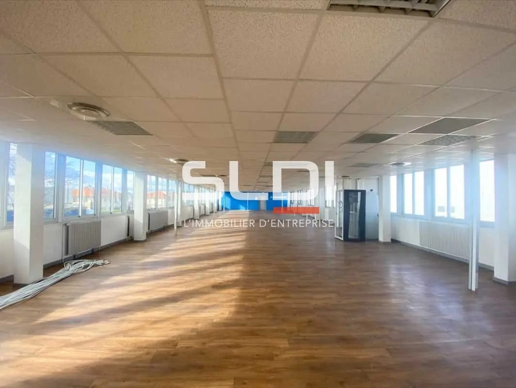 Bureau dans Saint-Priest à louer Photo intérieure– Image 1 sur 6