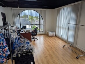 6710 Embassy Blvd, Port Richey, FL à louer Photo intérieure– Image 2 sur 8