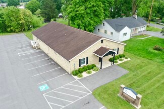 Plus de détails pour 302 Rock Cliff Dr, Martinsburg, WV - Bureau à vendre