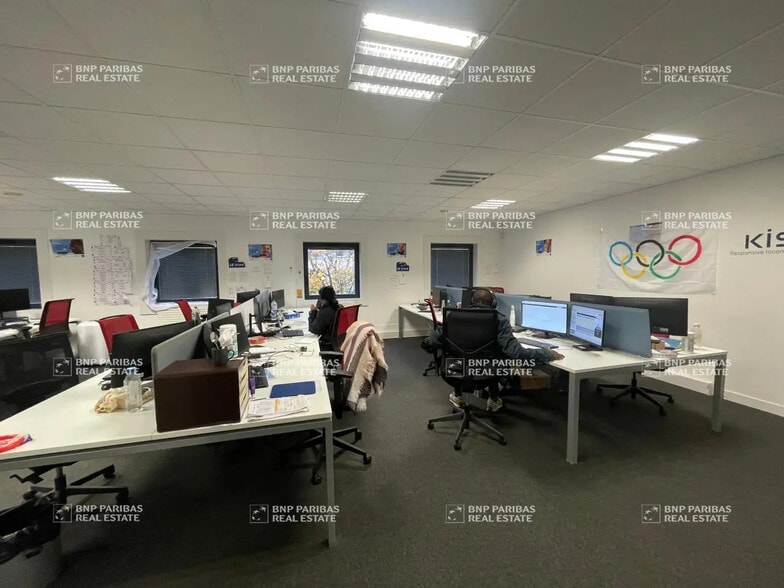 Bureau dans Rennes à louer - Photo de l’immeuble – Image 3 sur 8