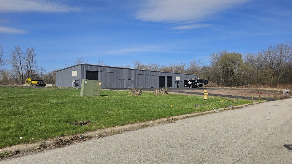 273 Fulton St SE, Warren, OH à louer - Photo de l’immeuble – Image 2 sur 15