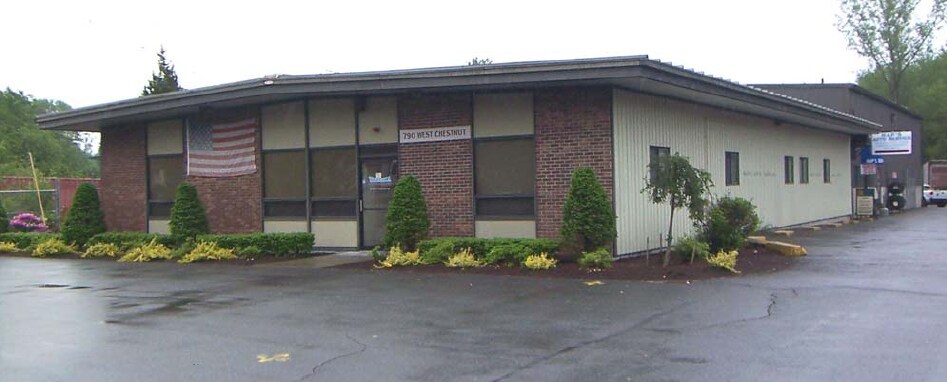 790 W Chestnut St, Brockton, MA à vendre - Photo principale – Image 1 sur 32