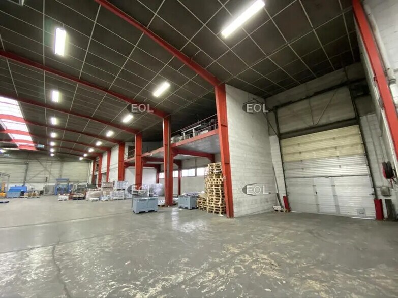 Industriel/Logistique dans Morangis à louer - Photo de l’immeuble – Image 3 sur 6