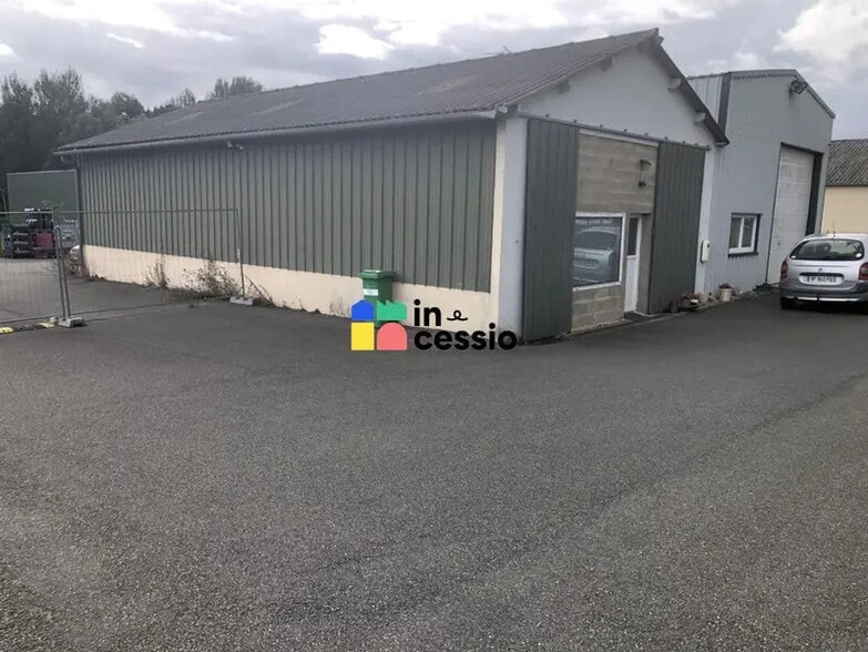 Local d'activités dans Bonnétable à vendre - Photo de l’immeuble – Image 1 sur 1