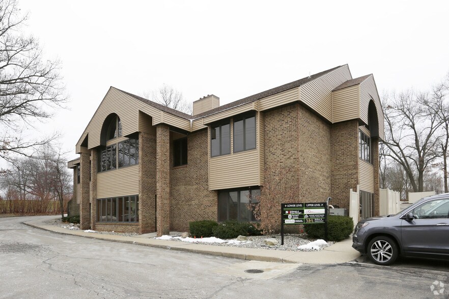 1803 Whites Rd, Kalamazoo, MI à louer - Photo principale – Image 1 sur 44