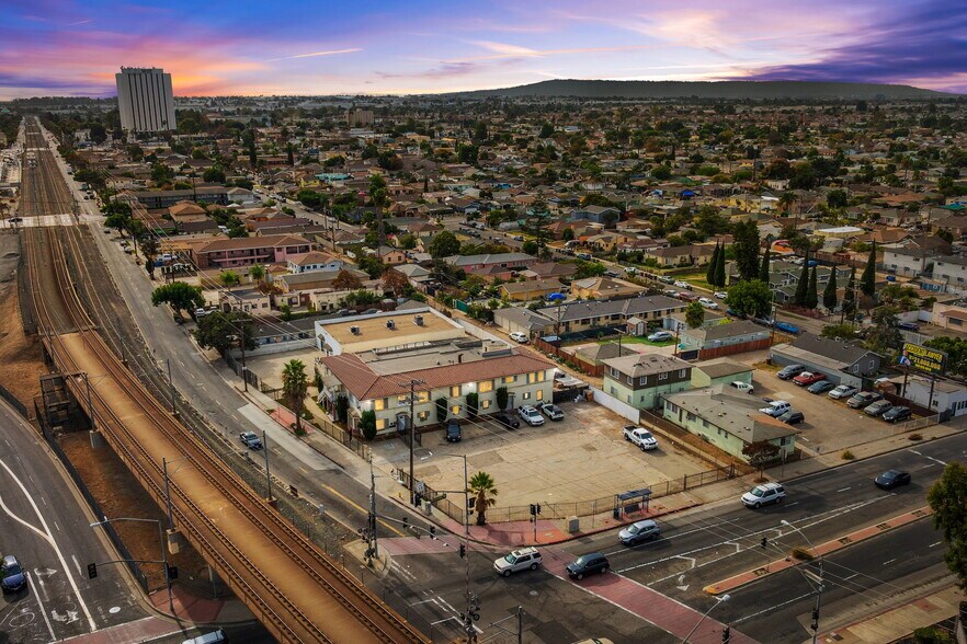 1011 N Willowbrook Ave, Compton, CA à vendre - Aérien – Image 3 sur 31