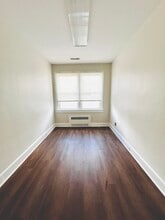 115 E Pennsylvania Ave, Southern Pines, NC à louer Photo intérieure– Image 1 sur 4