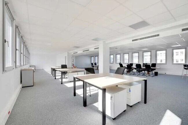 Plus de détails pour Bureau à vendre