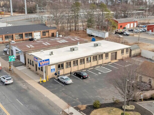 785 Page Blvd, Springfield, MA à vendre Photo de l’immeuble– Image 1 sur 23