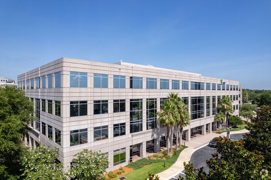 12740 Gran Bay Pkwy W, Jacksonville, FL à vendre - Photo de l’immeuble – Image 2 sur 8