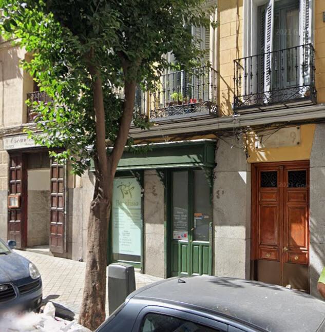 Immeuble residentiel dans Madrid, Madrid à vendre Photo principale– Image 1 sur 2