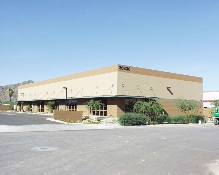 20830 N 25th Pl, Phoenix, AZ à louer - Photo de l’immeuble – Image 3 sur 4