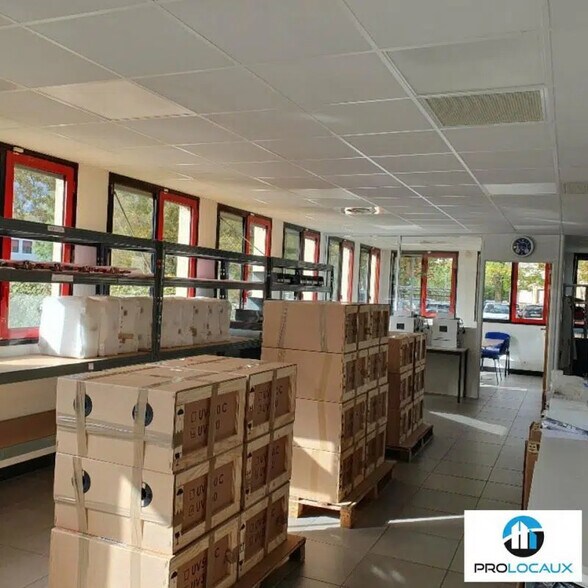 Bureau dans Meylan à louer - Photo de l’immeuble – Image 2 sur 12