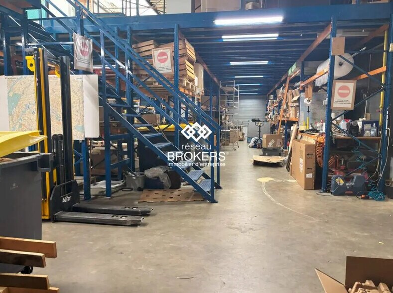 Industriel/Logistique dans Gonesse à vendre - Photo de l’immeuble – Image 2 sur 7
