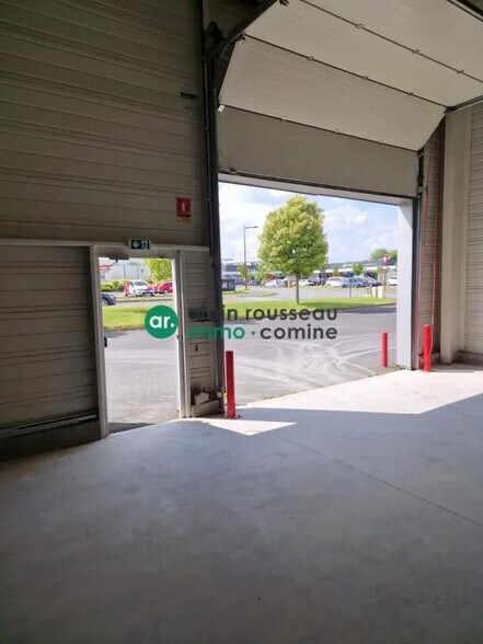 Local commercial dans Cholet à louer - Photo de l’immeuble – Image 2 sur 5