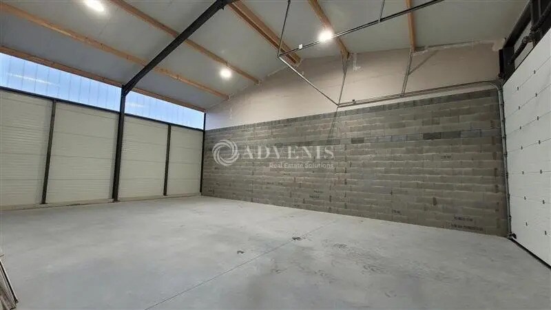 Local d’activités dans Mouzillon à louer - Photo de l’immeuble – Image 1 sur 4