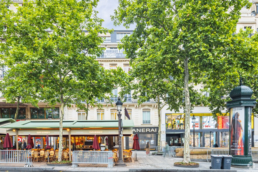 120 Avenue Des Champs Elysées, Paris à louer - Photo principale – Image 1 sur 5