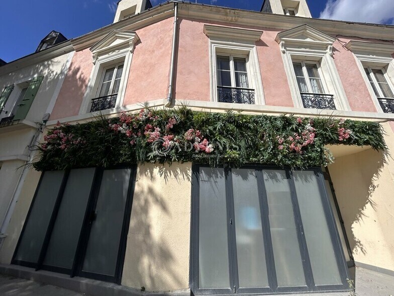 Bureau dans Le Mans à louer - Photo de l’immeuble – Image 1 sur 4