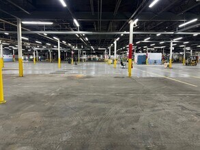 330 Turner St, Attleboro, MA à louer Photo intérieure– Image 2 sur 9