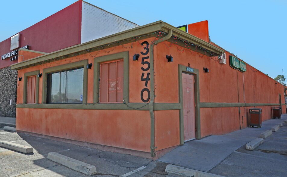 3540 E Grant Rd, Tucson, AZ à vendre - Photo de l’immeuble – Image 3 sur 23