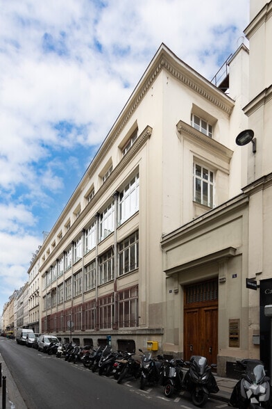 4-6 Rue D'Enghien, Paris à louer - Photo de l’immeuble – Image 2 sur 12