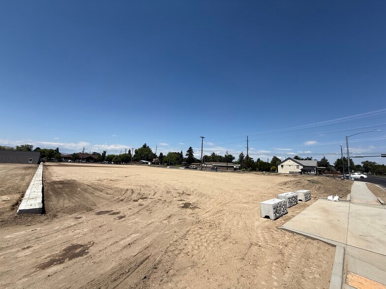 4800 W Nob Hill Blvd, Yakima, WA à vendre - Photo de l’immeuble – Image 3 sur 6