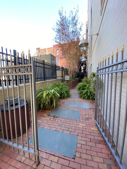 20 Wrights Aly, Wilmington, NC à louer - Photo de l’immeuble – Image 2 sur 8