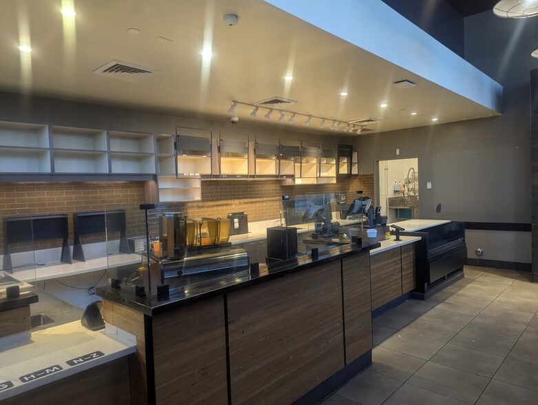 7122 Beverly Blvd, Los Angeles, CA à louer - Photo intérieure – Image 3 sur 6