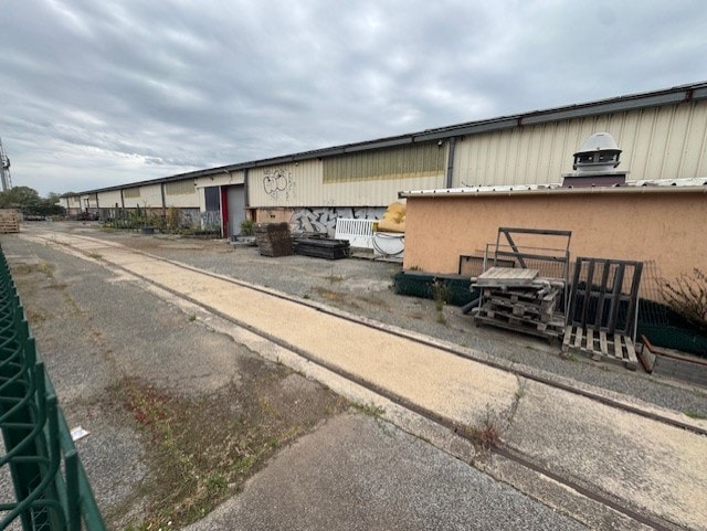 Industriel/Logistique dans Le Muy à louer - Photo de l’immeuble – Image 2 sur 8
