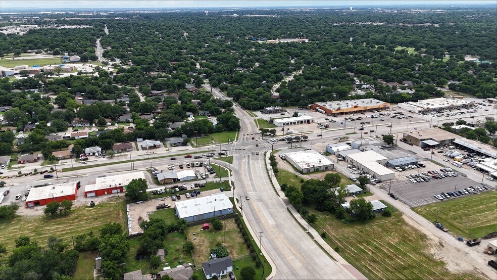 1800 E Abram St, Arlington, TX à vendre - Photo de l’immeuble – Image 2 sur 3