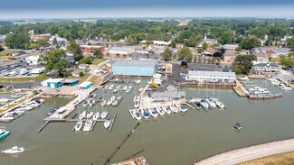 Plus de détails pour 400 Huron St, Huron, OH - Spécialisé à vendre