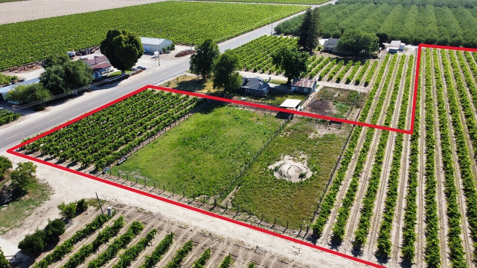 W Belmont Ave, Kerman, CA à vendre - Photo de l’immeuble – Image 2 sur 4