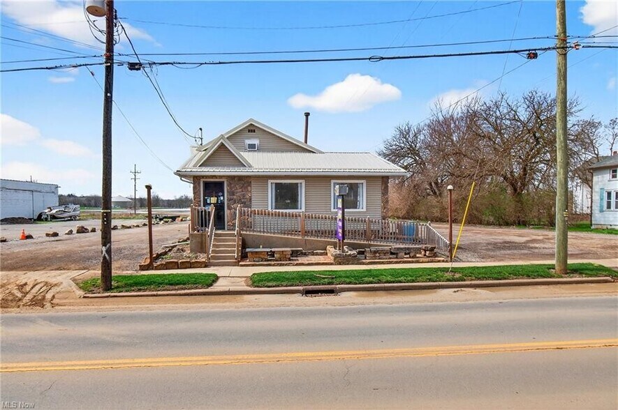 845 Spruce St, Wooster, OH à vendre - Photo de l’immeuble – Image 2 sur 18