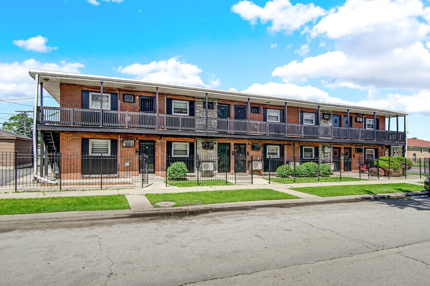 184 W 147th St, Harvey, IL à vendre - Photo de l’immeuble – Image 3 sur 19