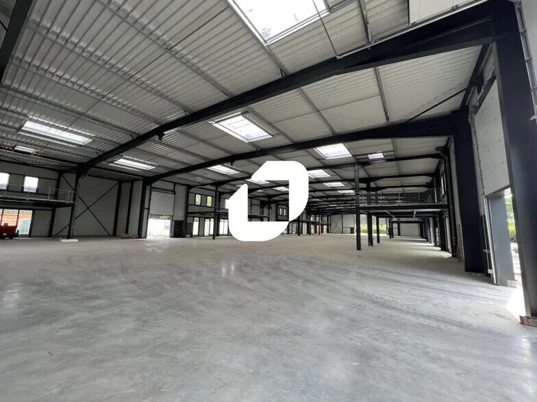 Local d’activités dans Seclin à louer - Photo de l’immeuble – Image 3 sur 4