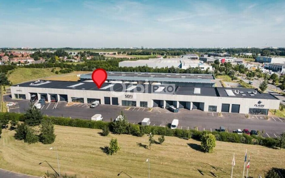 Industriel/Logistique dans Sainghin-en-Mélantois à louer - Photo de l’immeuble – Image 1 sur 8