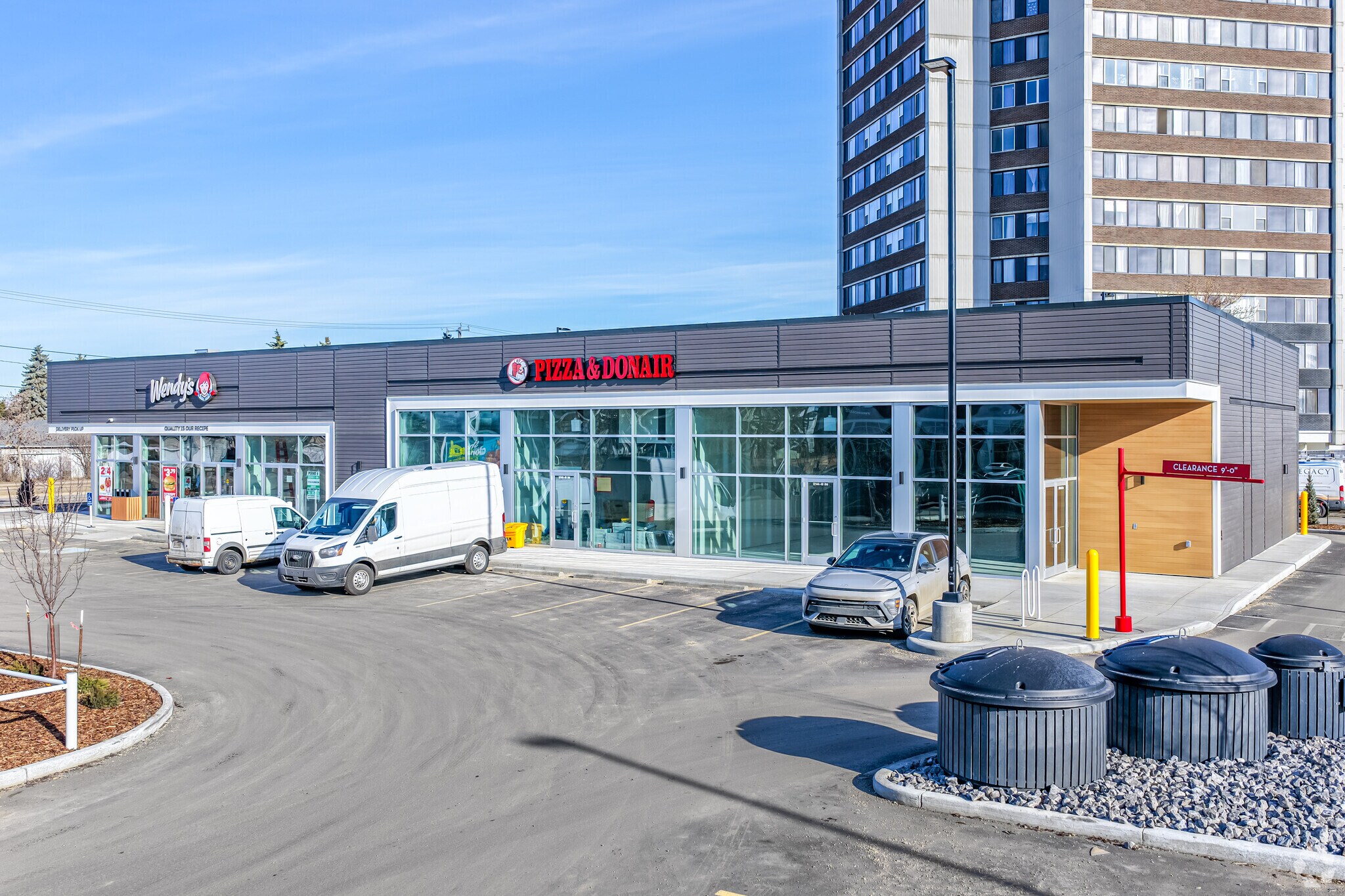 4820 120 St NW, Edmonton, AB à louer Photo principale– Image 1 sur 3