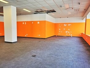 1800 S Ashland Ave, Chicago, IL à louer Photo intérieure– Image 2 sur 5