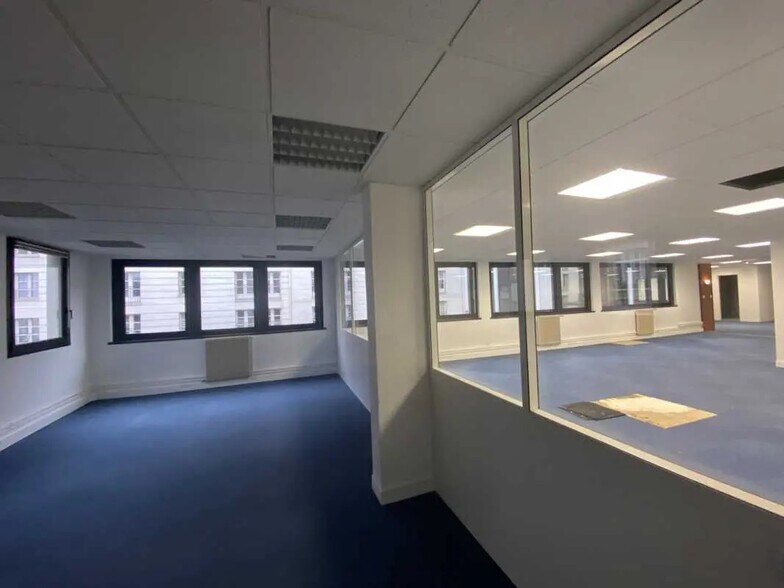 Bureau dans Rouen à louer - Photo de l’immeuble – Image 2 sur 4