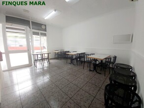 Local commercial dans Sant Boi de Llobregat, Barcelona à louer Photo intérieure– Image 2 sur 6
