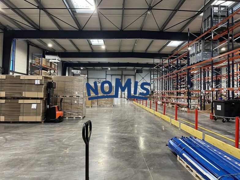 Industriel/Logistique dans Sautron à louer - Photo de l’immeuble – Image 2 sur 6