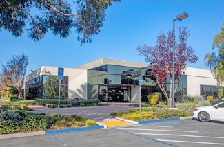 Plus de détails pour 3520 Bassett St, Santa Clara, CA - Local d'activités à louer