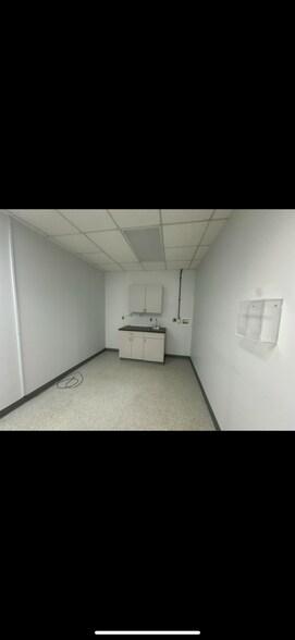 2 Lincoln Hwy, Edison, NJ à vendre - Photo de l’immeuble – Image 2 sur 44