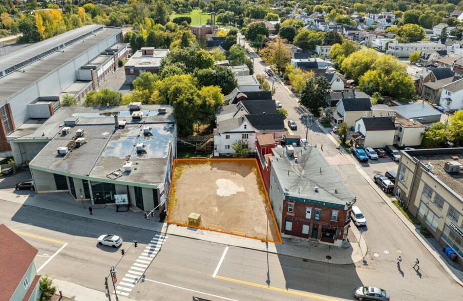221 Rue Montcalm, Gatineau, QC à vendre - Photo de l’immeuble – Image 2 sur 3