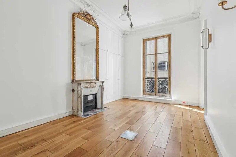 28 Rue Bergère, Paris à louer - Photo de l’immeuble – Image 3 sur 14