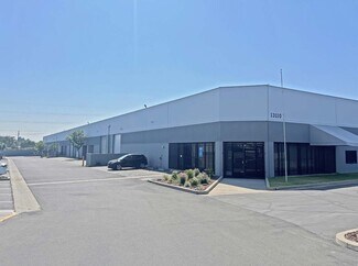Plus de détails pour 13106-13110 Avalon Blvd, Los Angeles, CA - Industriel/Logistique à louer